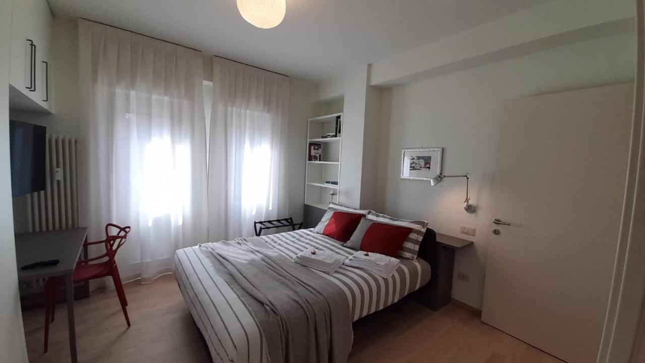 L'Appartamento Sul Corso Alba  Exteriör bild