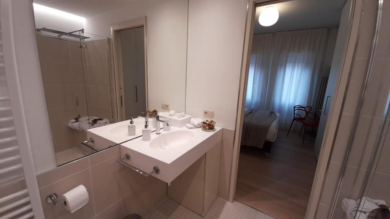 L'Appartamento Sul Corso Alba  Exteriör bild